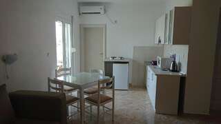 Апартаменты Luce di Sole Apartment Улцинь Апартаменты-11