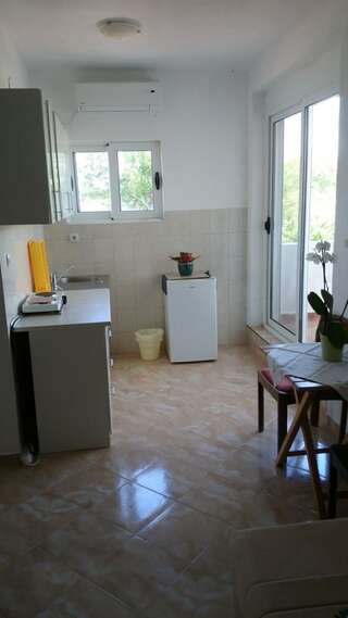 Апартаменты Luce di Sole Apartment Улцинь Апартаменты-студио-6